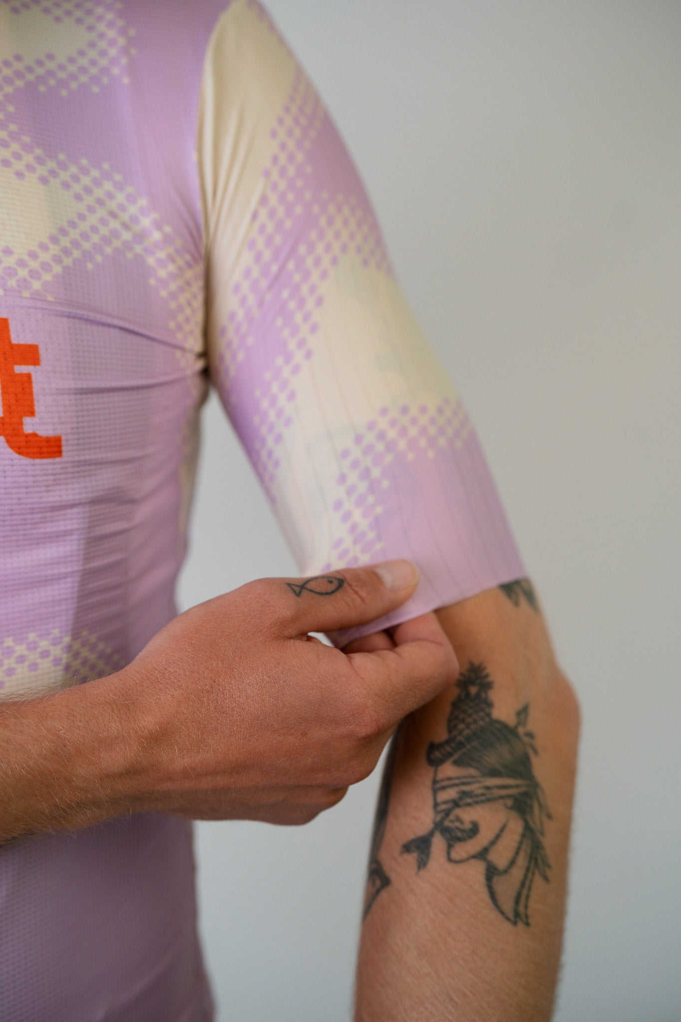 MEN's brut 2.0 butter pink jersey