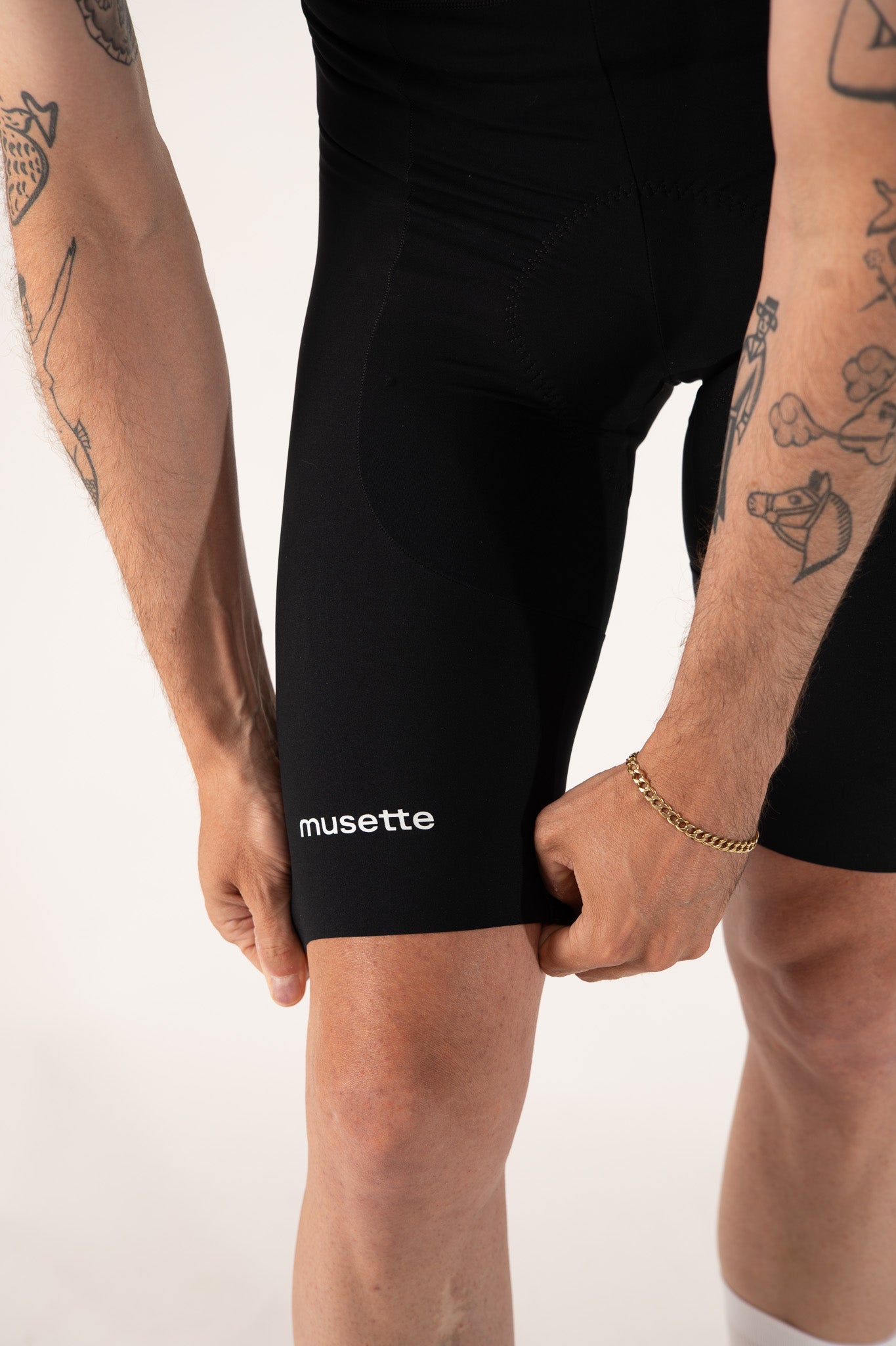 MEN's brut bib