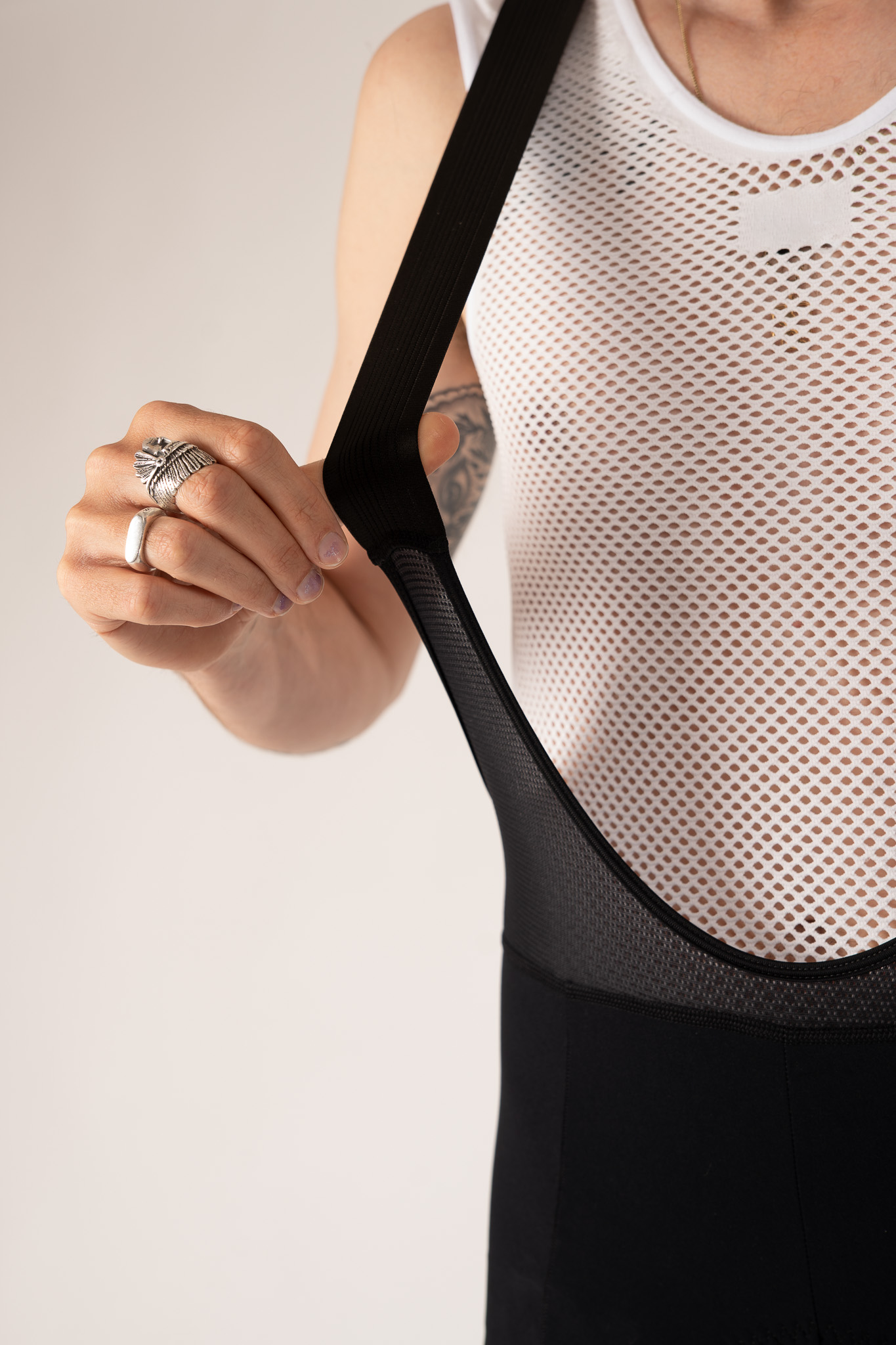 MEN's brut bib